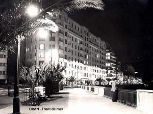 FM a- 104- Bd Front de mer